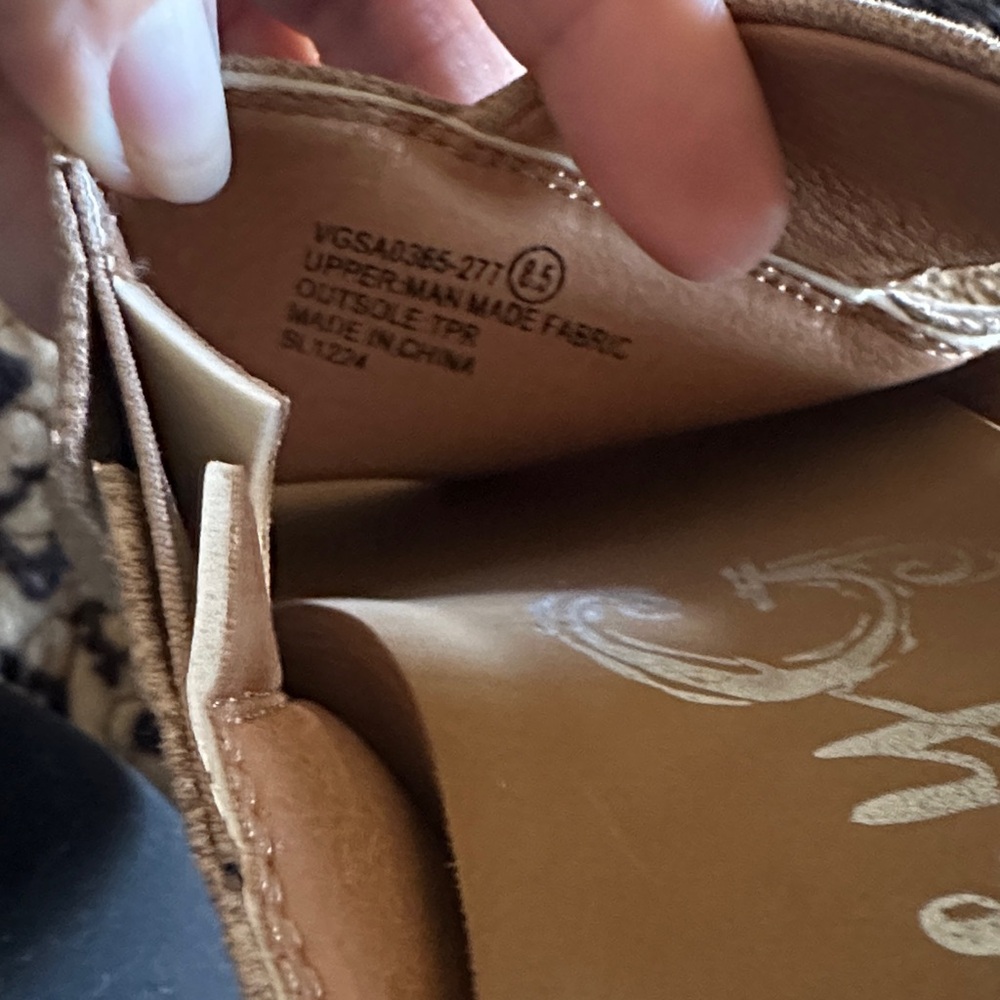 Very G Women's Taupe Mules - Picture 8 of 8